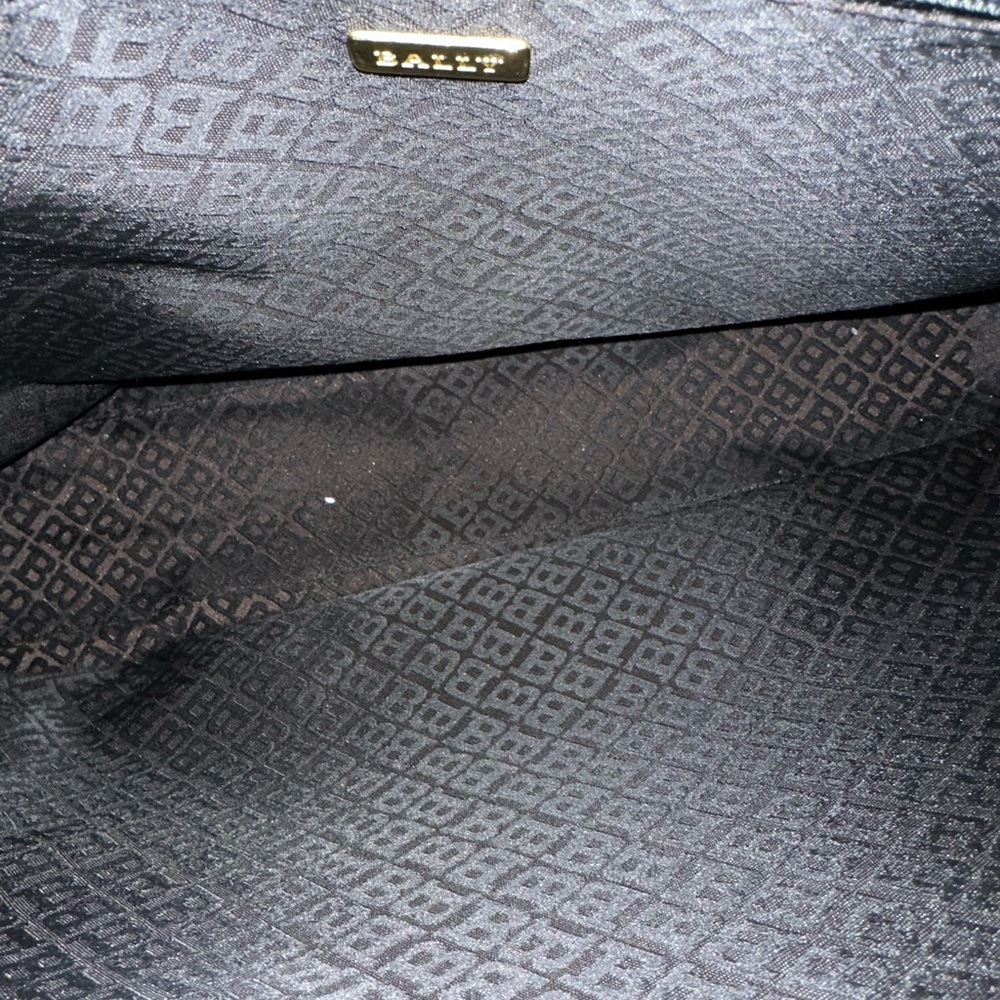 Sold live! Vintage Bally Black Pebbled Leather Large Zippered Tote with Dust Bag - Picture 14 of 15
